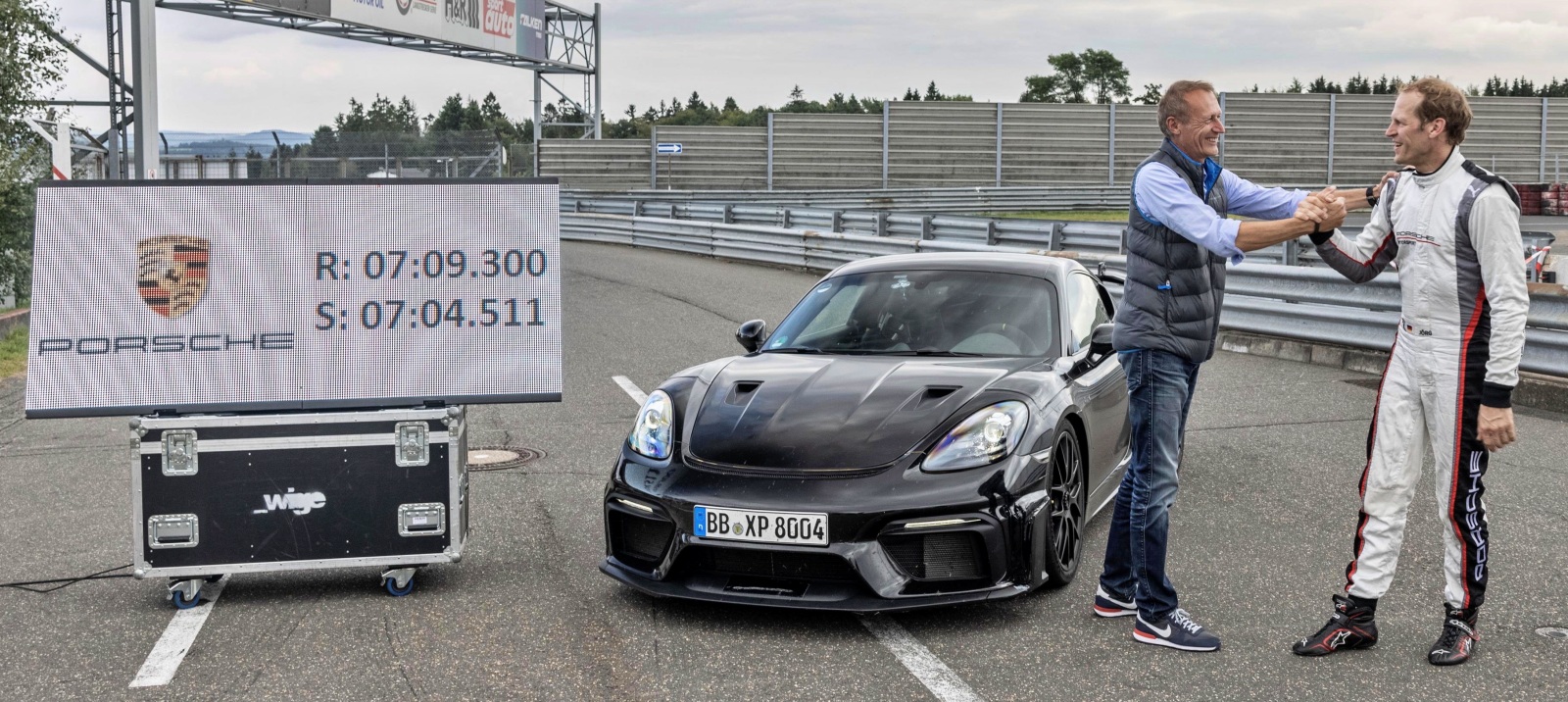 Porsche Cayman GT4 RS rekord Nurburgringu