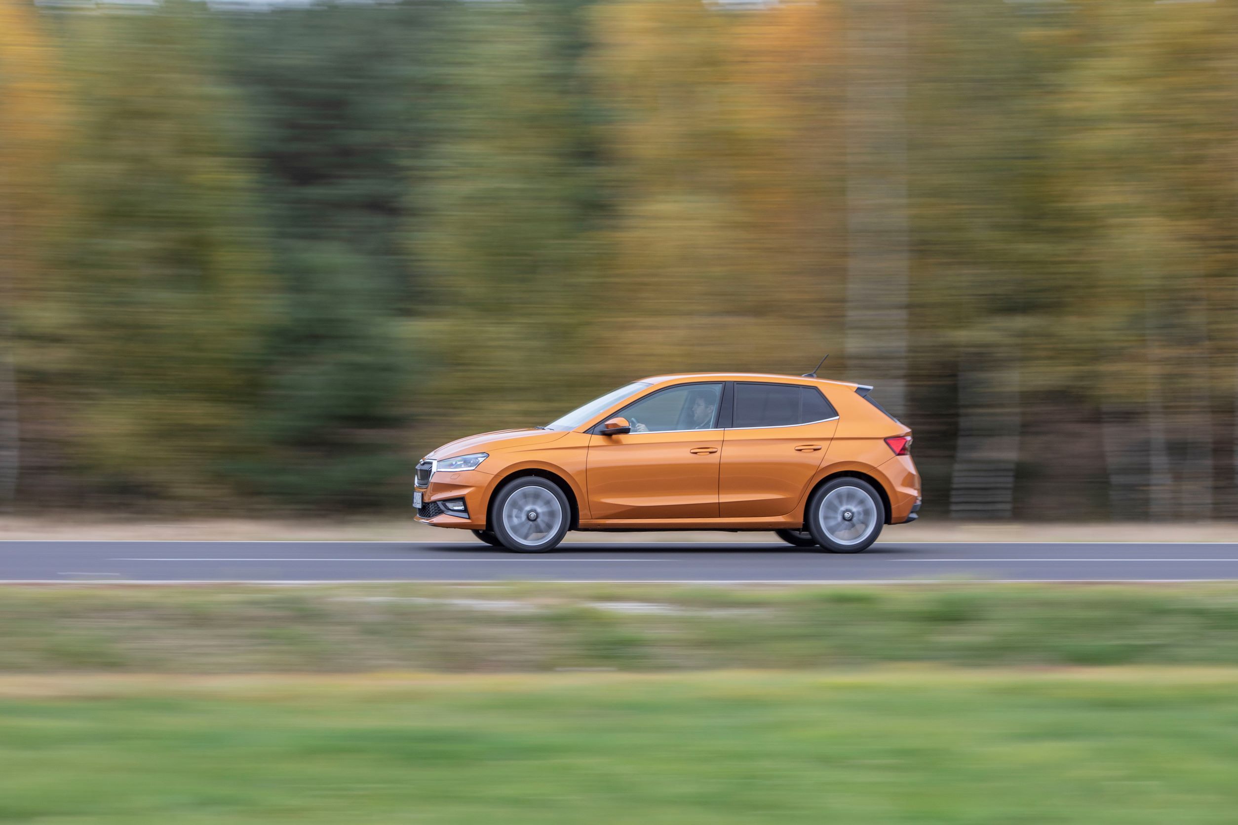 Skoda Fabia bok w ruchu