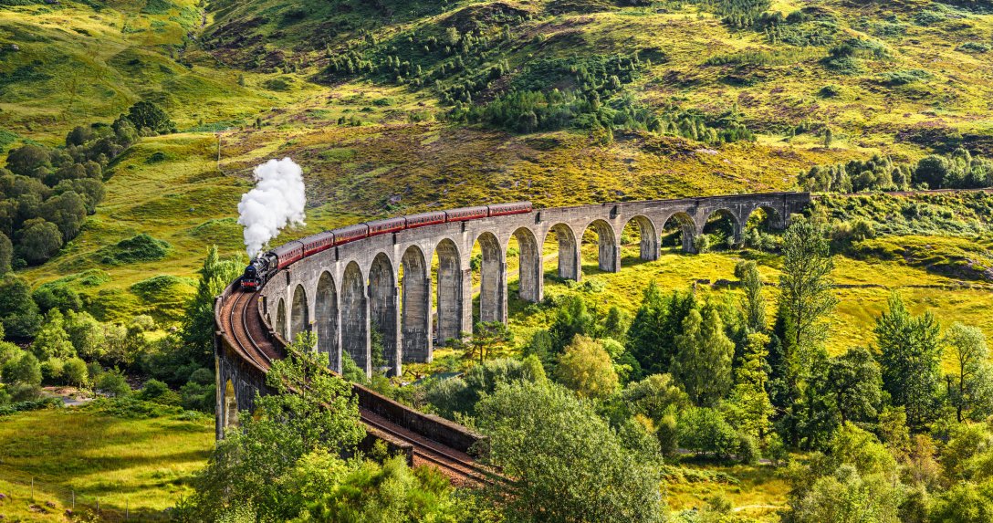 Wiadukt kolejowy w Szkocji