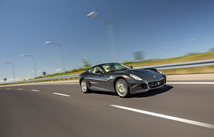 Ferrari 599 GTB - przód