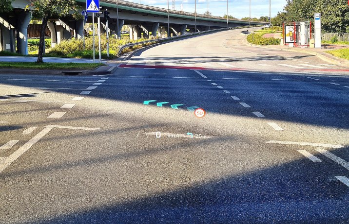 Hyundai Ioniq 5 73 kWh 2WD - head-up