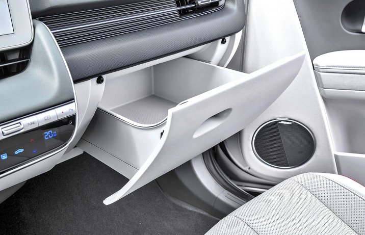 Hyundai Ioniq 5 73 kWh 2WD - schowek