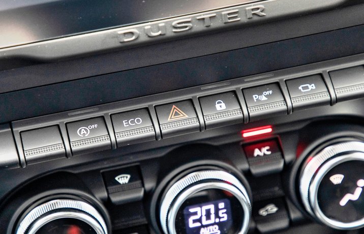 Dacia Duster TCe 150 EDC panel do sterowania na konsoli