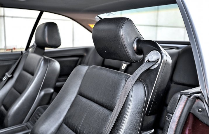 BMW serii 8 E31 mocowanie pasów