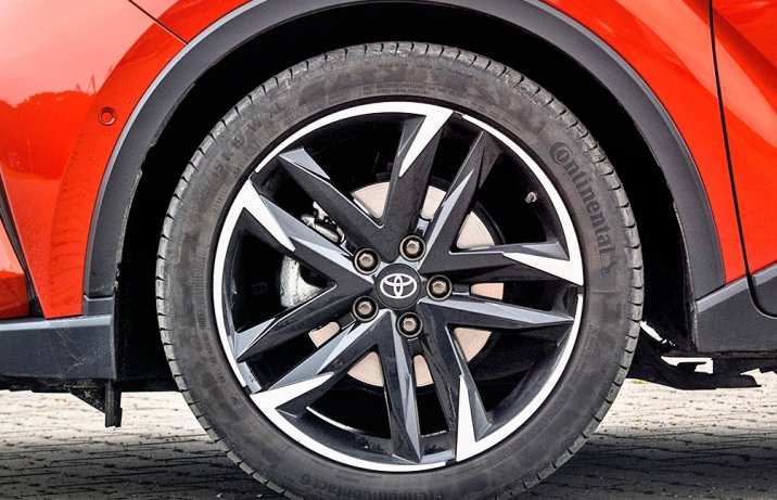 Toyota C-HR 2.0 Hybrid Dynamic Force e-CVT GR Sport koło