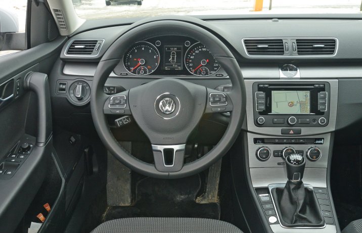 VW Passat deska rozdzielcza