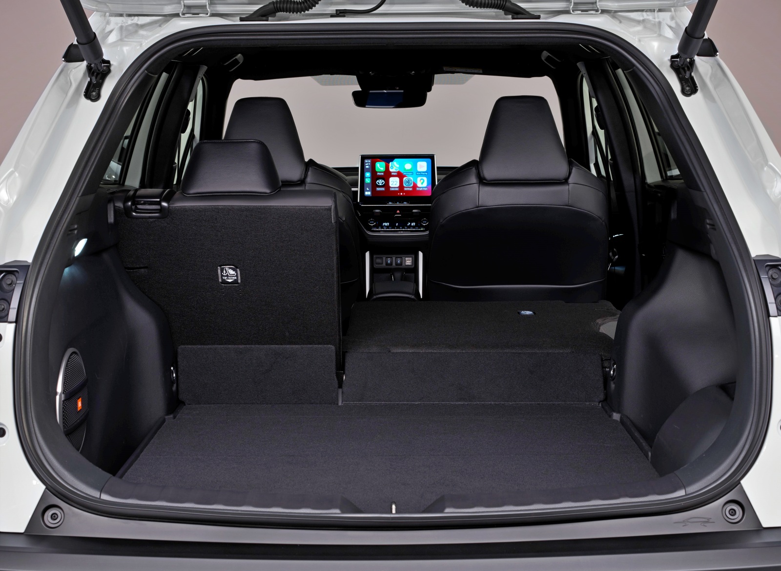 Toyota Corolla Cross  bagażnik