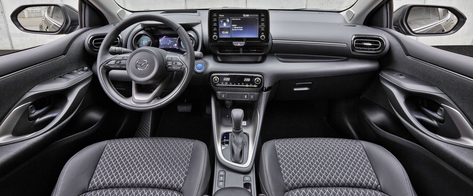 Mazda 2 deska rozdzielcza