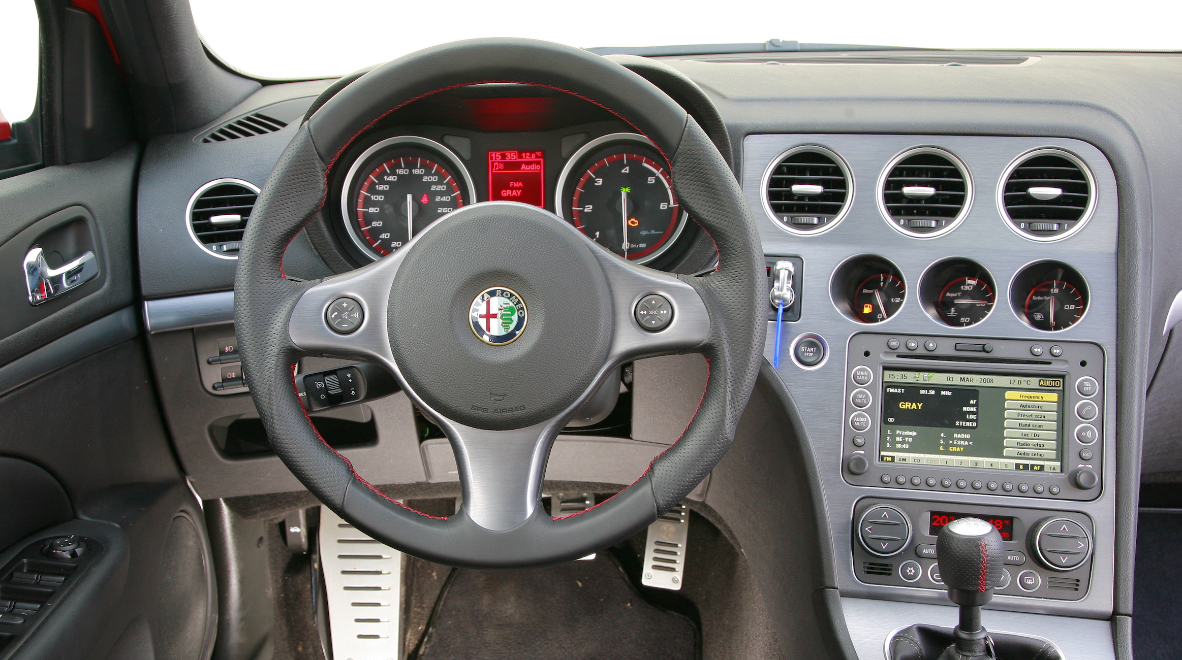 Alfa Romeo 159 deska rozdzielcza