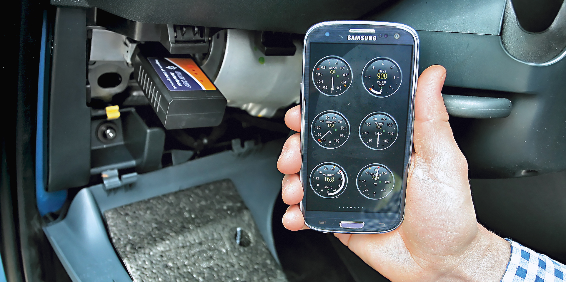 aplikacja OBD na smartfona