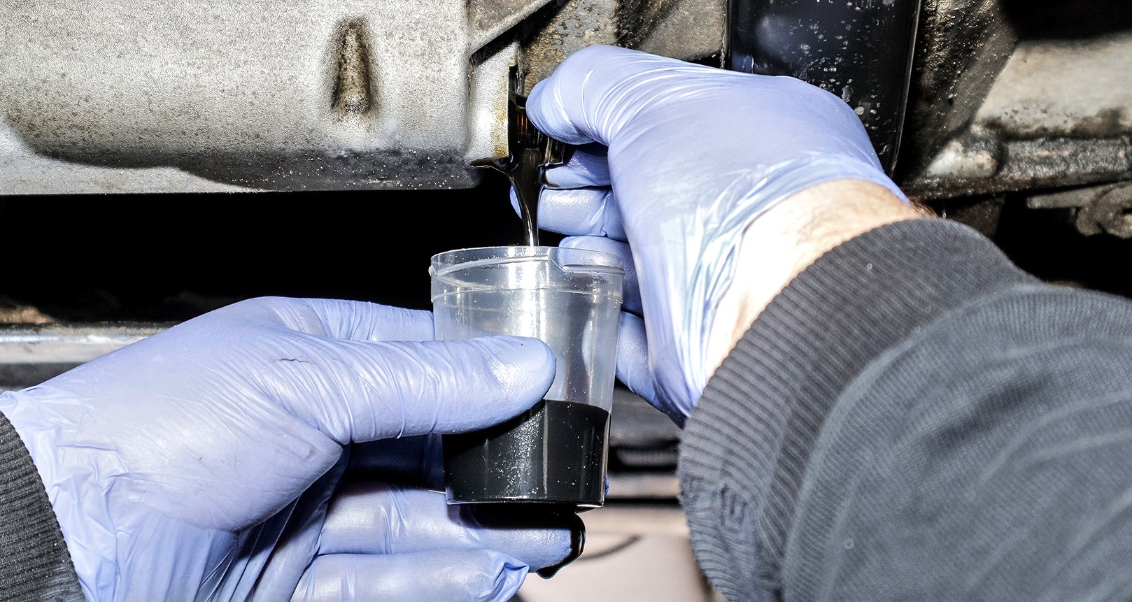 Pobieranie próbki oleju