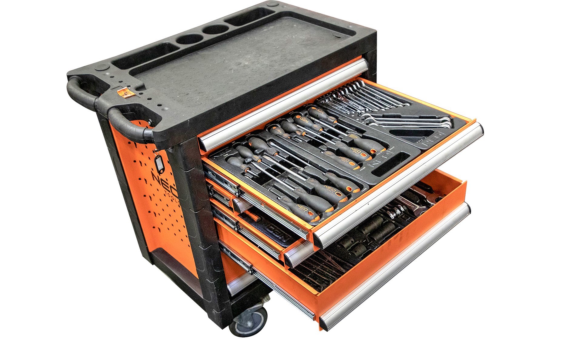 Wózek z narzędziami