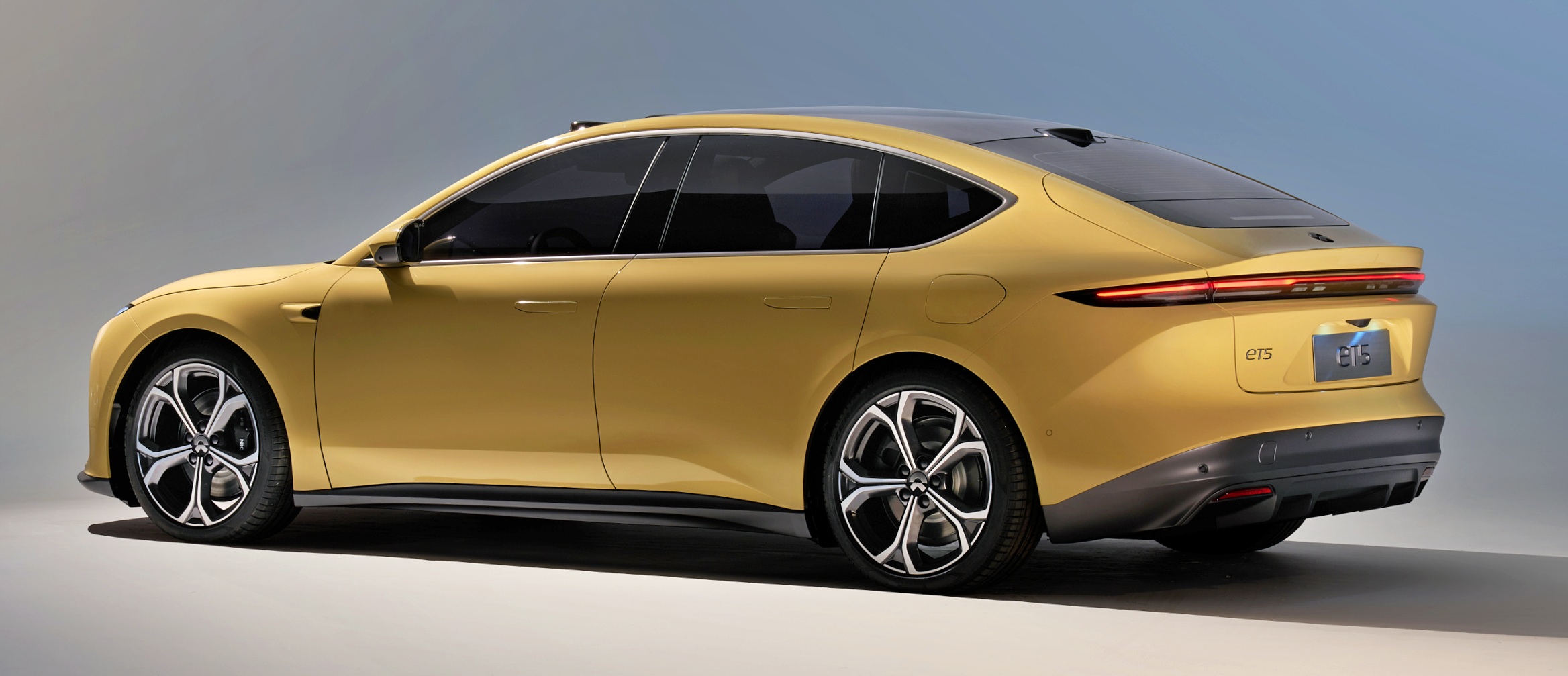 NIO ET5 tył