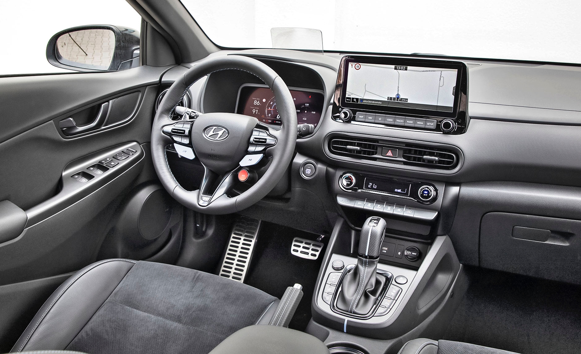 Hyundai Kona N – deska rozdzielcza