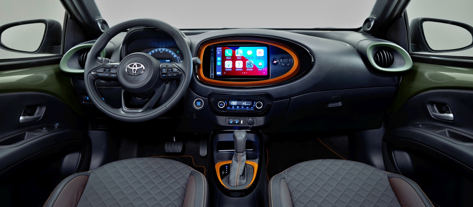 Toyota Aygo X deska rozdzielcza