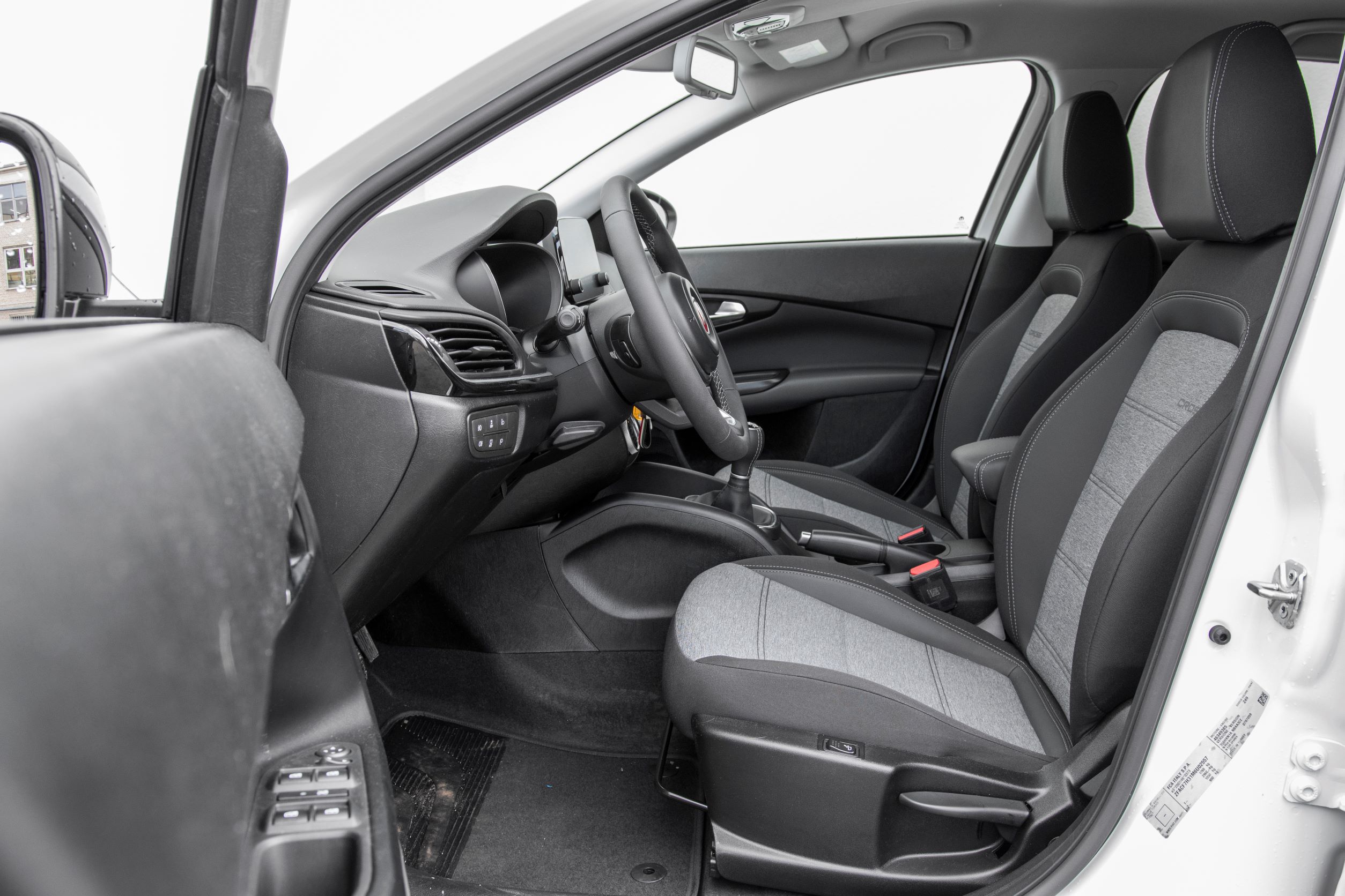 KSZ_FIAT_TIPO_II_FL_CROSS_INTERIOR_073