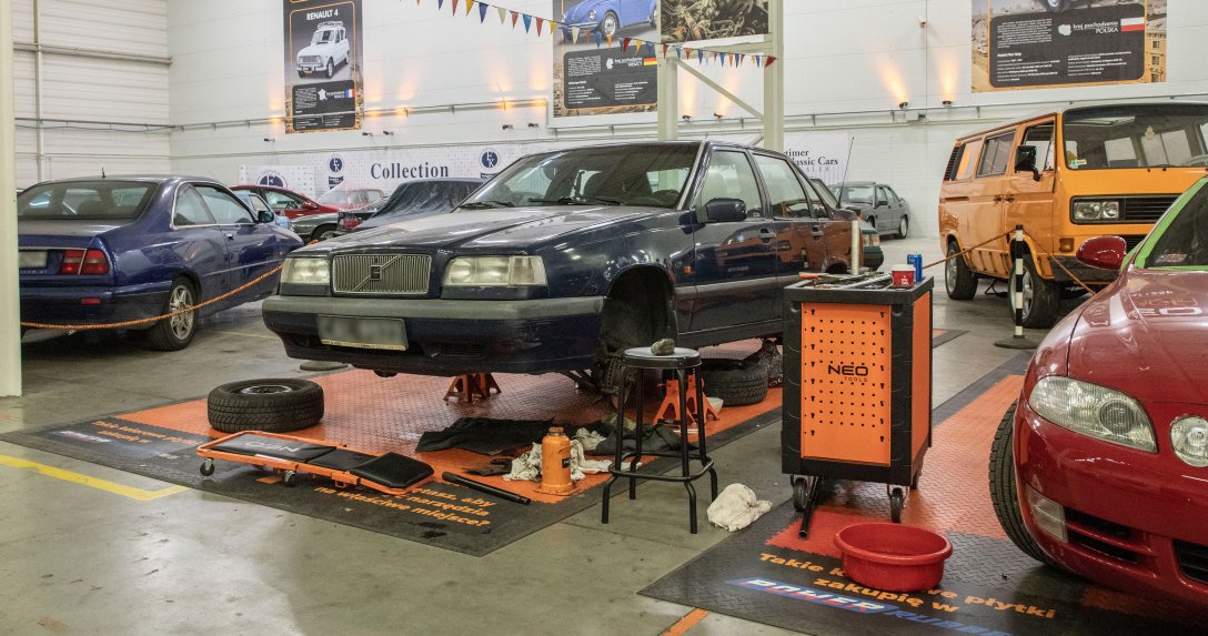 Auta w warsztacie samoobslugowym