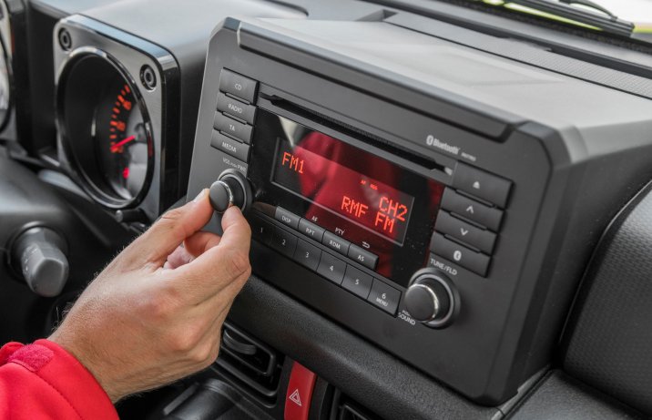 Suzuki Jimny 1.5 VVT Pro radio