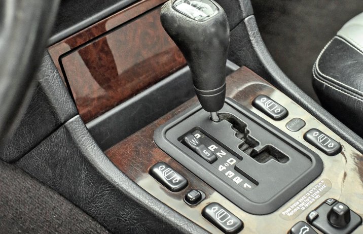 Mercedes klasy C W202 AMG – skrzynia biegów