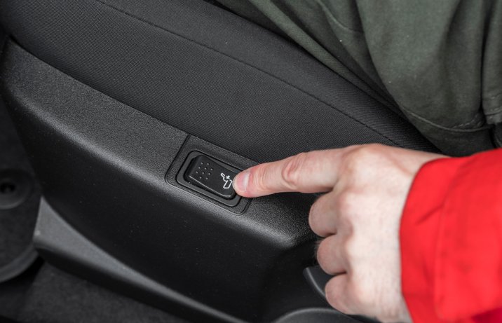 Fiat Tipo Cross – sterowanie podparciem lędźwiowym