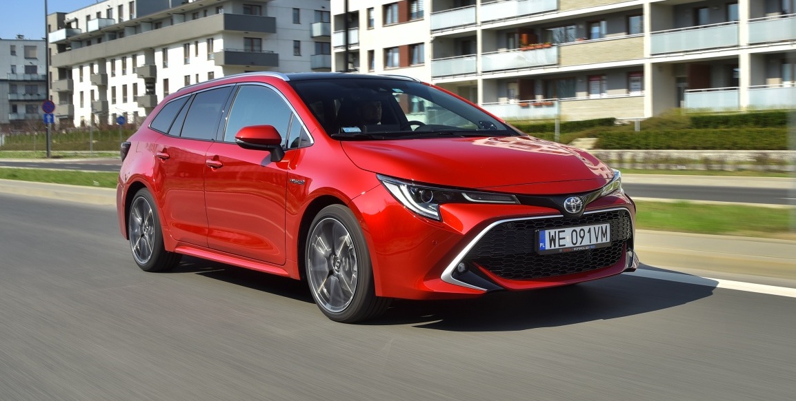 Toyota Corolla przód