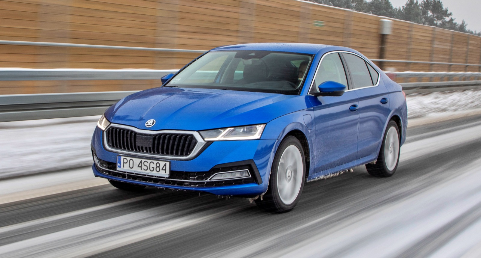 Skoda Octavia przód