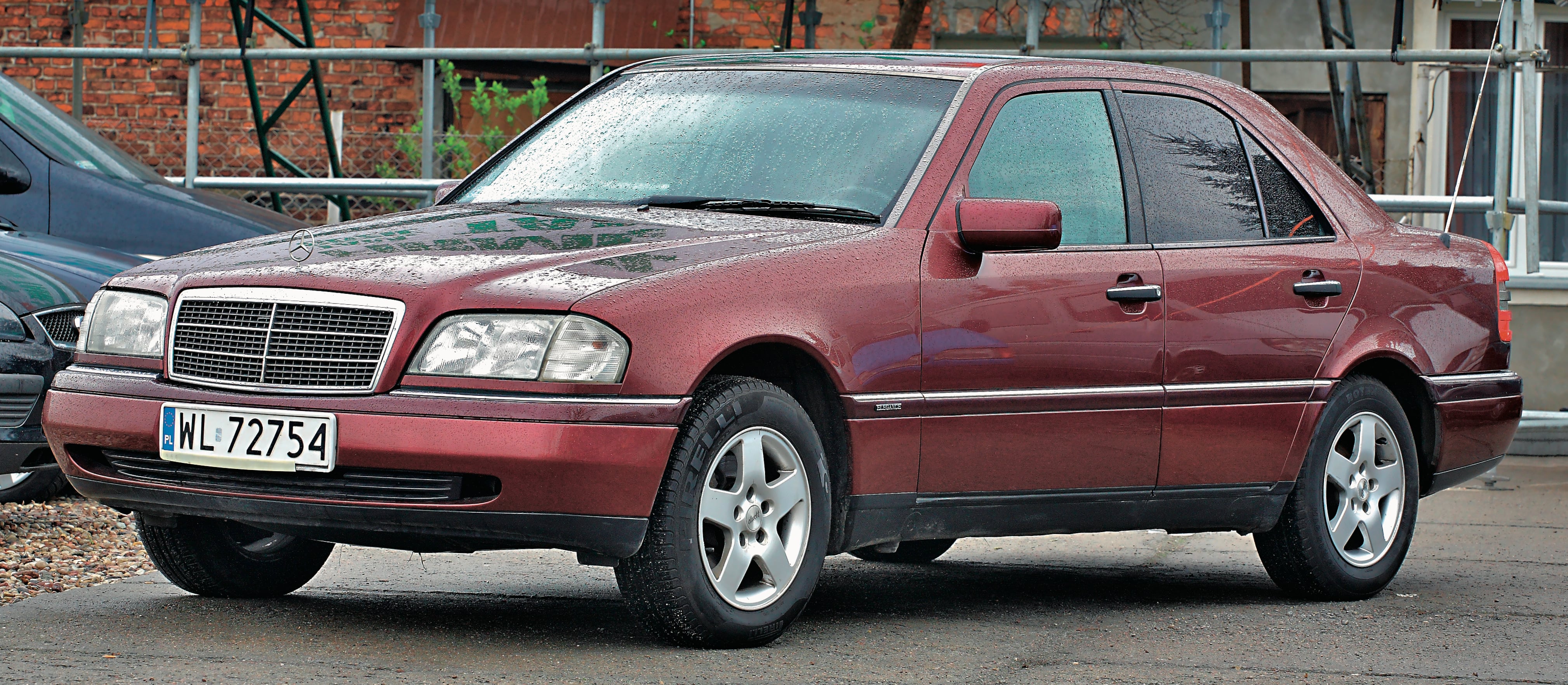 Mercedes klasy C W202 przód i bok