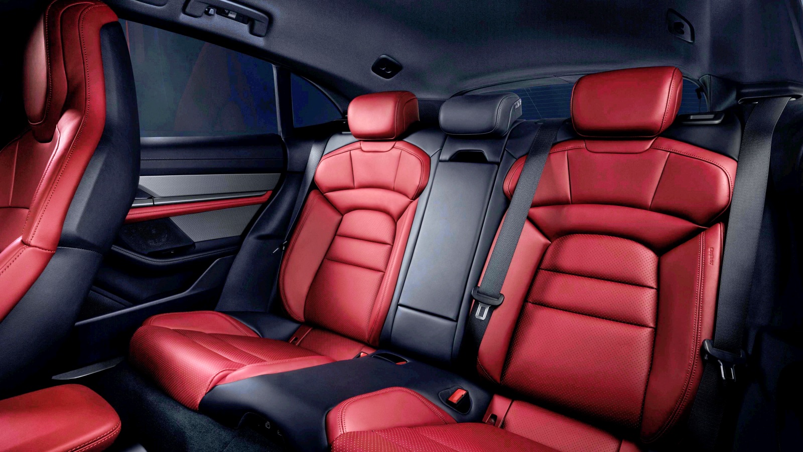 Porsche Taycan Sport Turismo kanapa