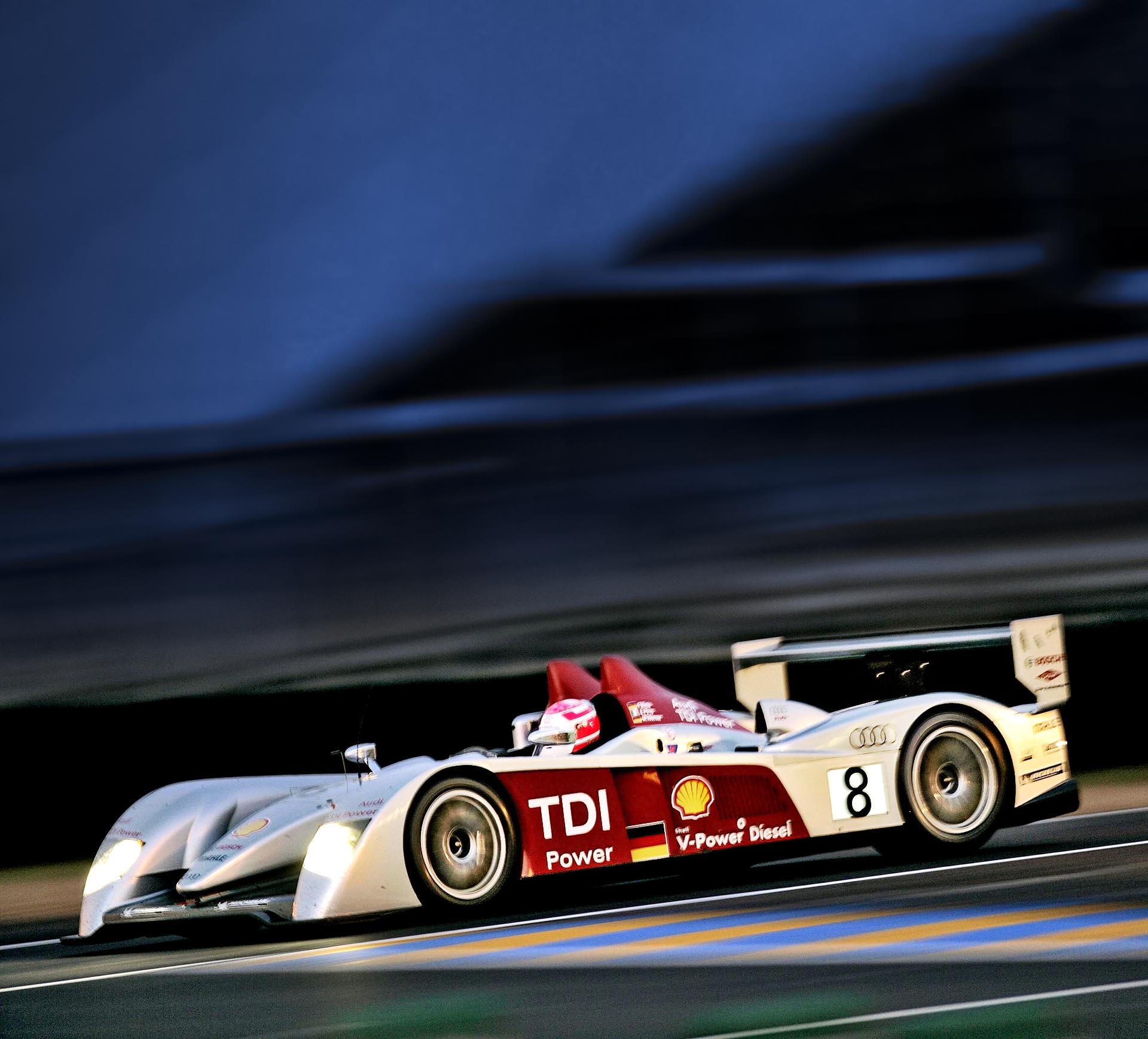 Audi R10 TDI 
