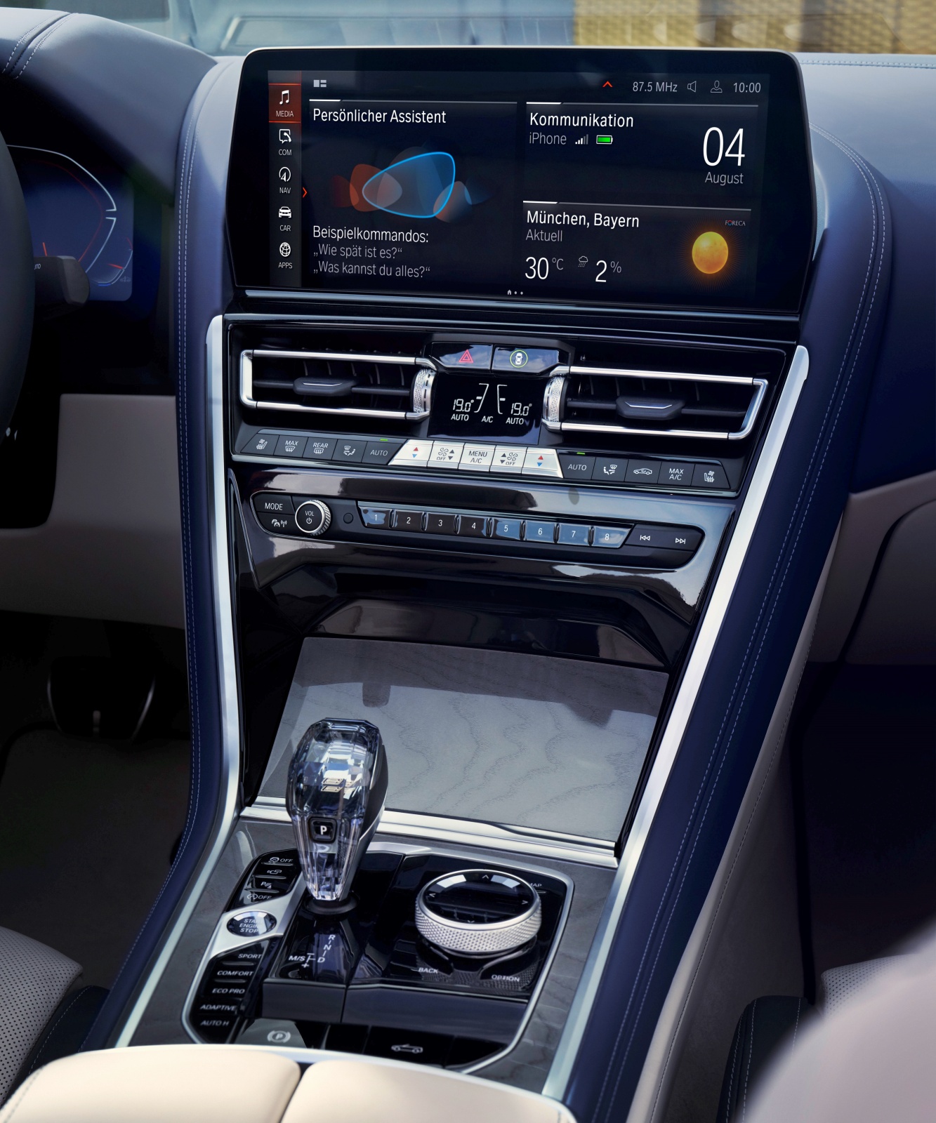 BMW serii 8  konsola środkowa