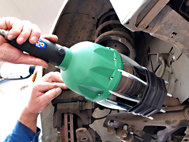 zdejmowanie oslony przegubu