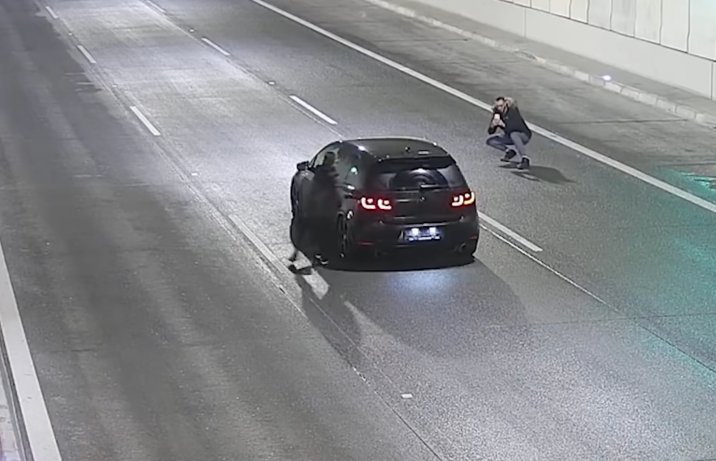 sesja zdjęciowa samochodu w tunelu pod Ursynowem