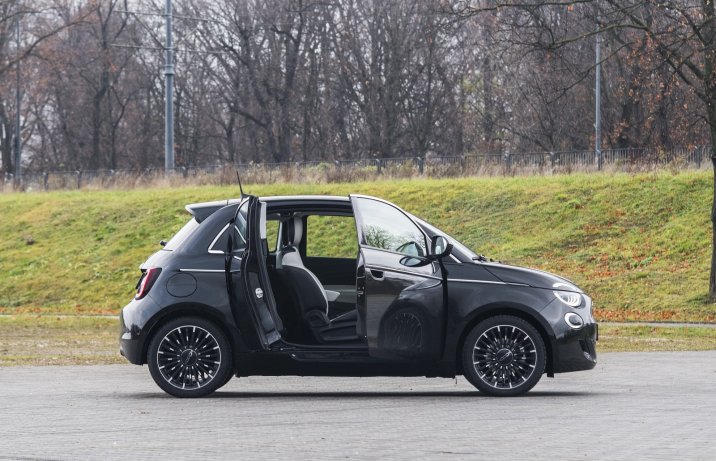 Fiat 500e 3+1 bok