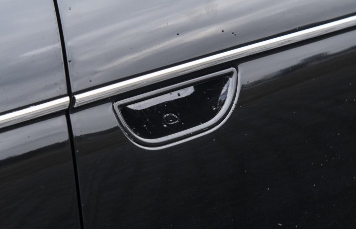 Fiat 500e 3+1 klamka