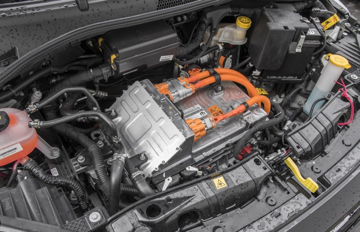 Fiat 500e 3+1 silnik