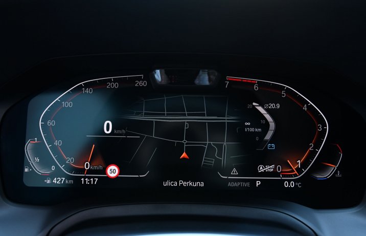 BMW 330i xDrive Touring – wskaźniki