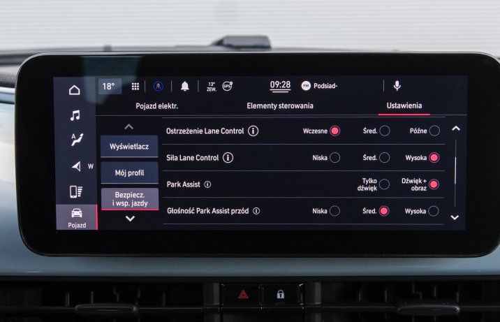 Fiat 500 – wyświetlacz z systemami bezpieczeństwa