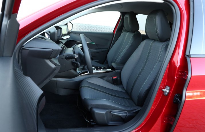 Peugeot 208 – fotele