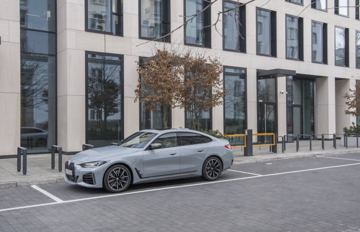 BMW M440i xDrive Gran Coupe przód