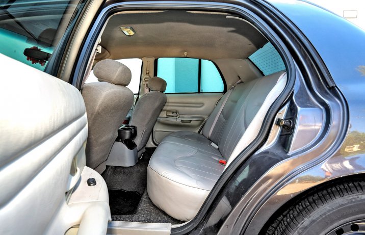 Ford Crown Victoria II – kanapa