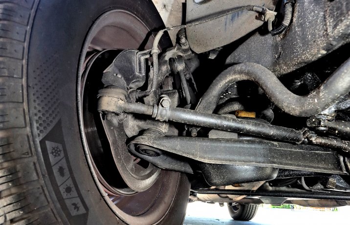 Ford Crown Victoria II – zawieszenie