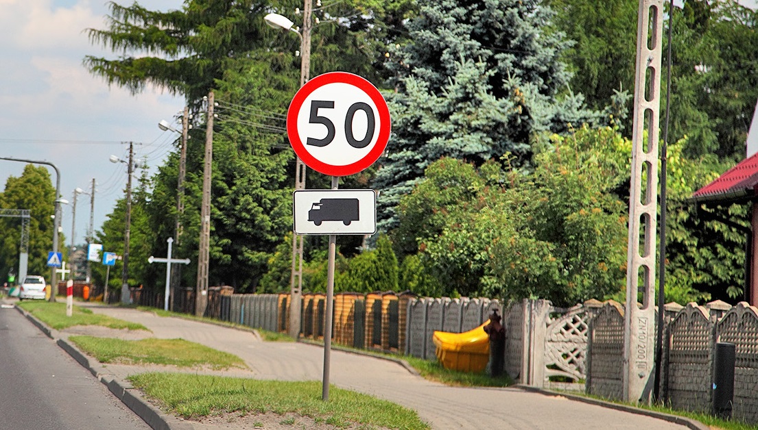 ograniczenie_predkości_dla_ciezarowek