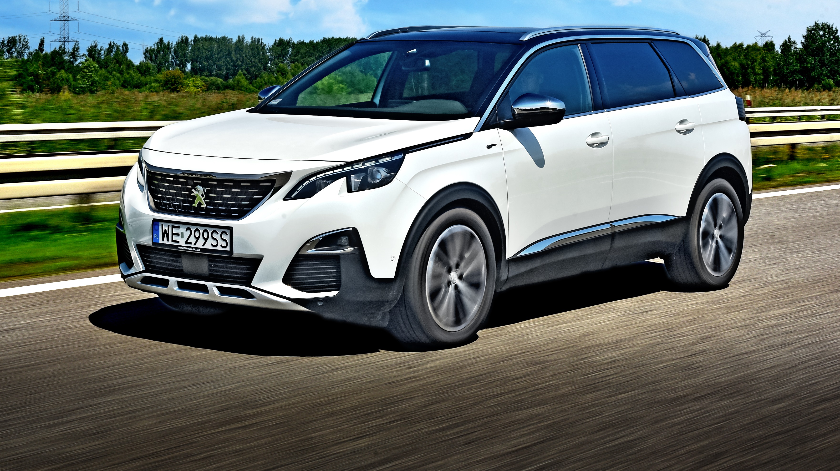 Peugeot_5008_przod