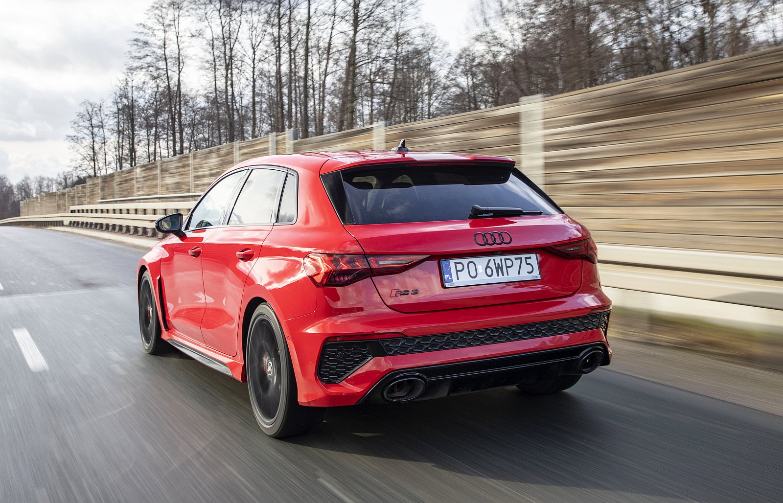 audi_rs3_2022_test_tył_01