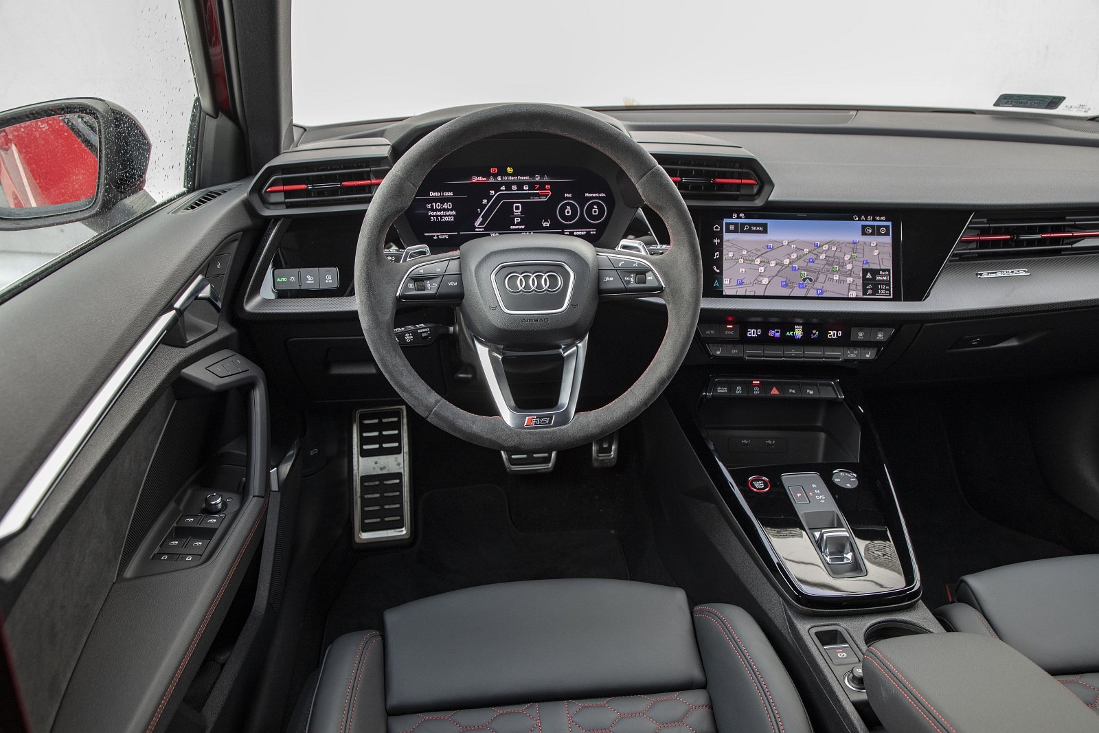 audi_rs3_2022_test_kokpit