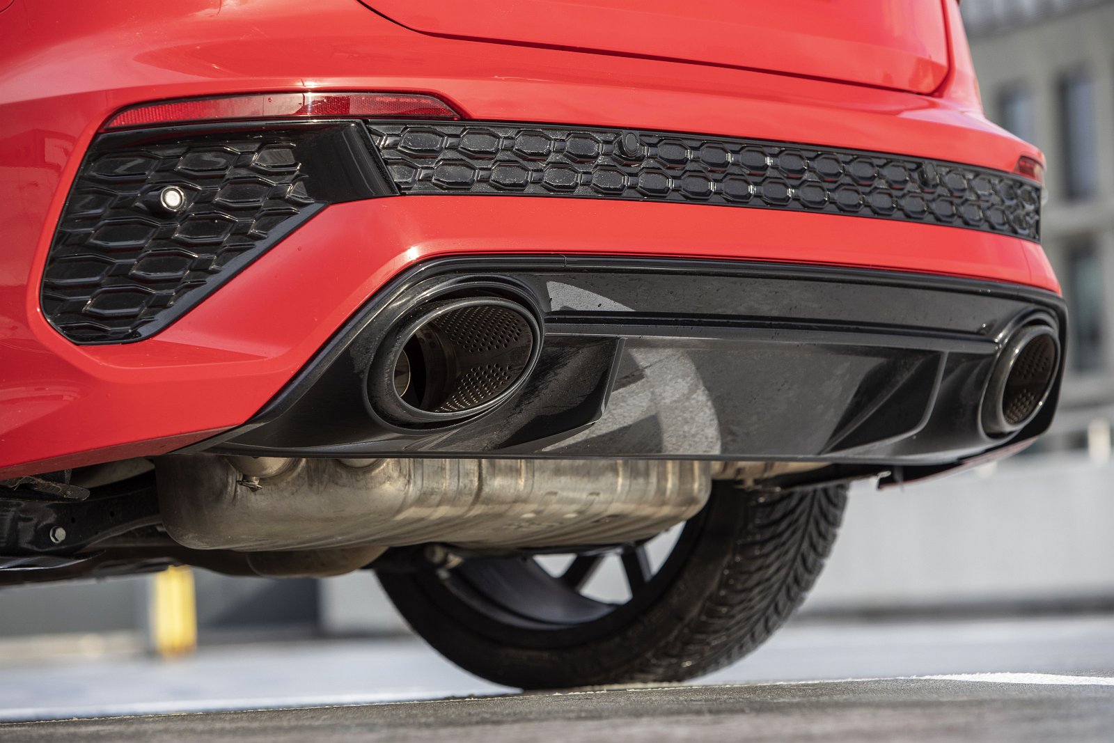 audi_rs3_2022_test_wydech