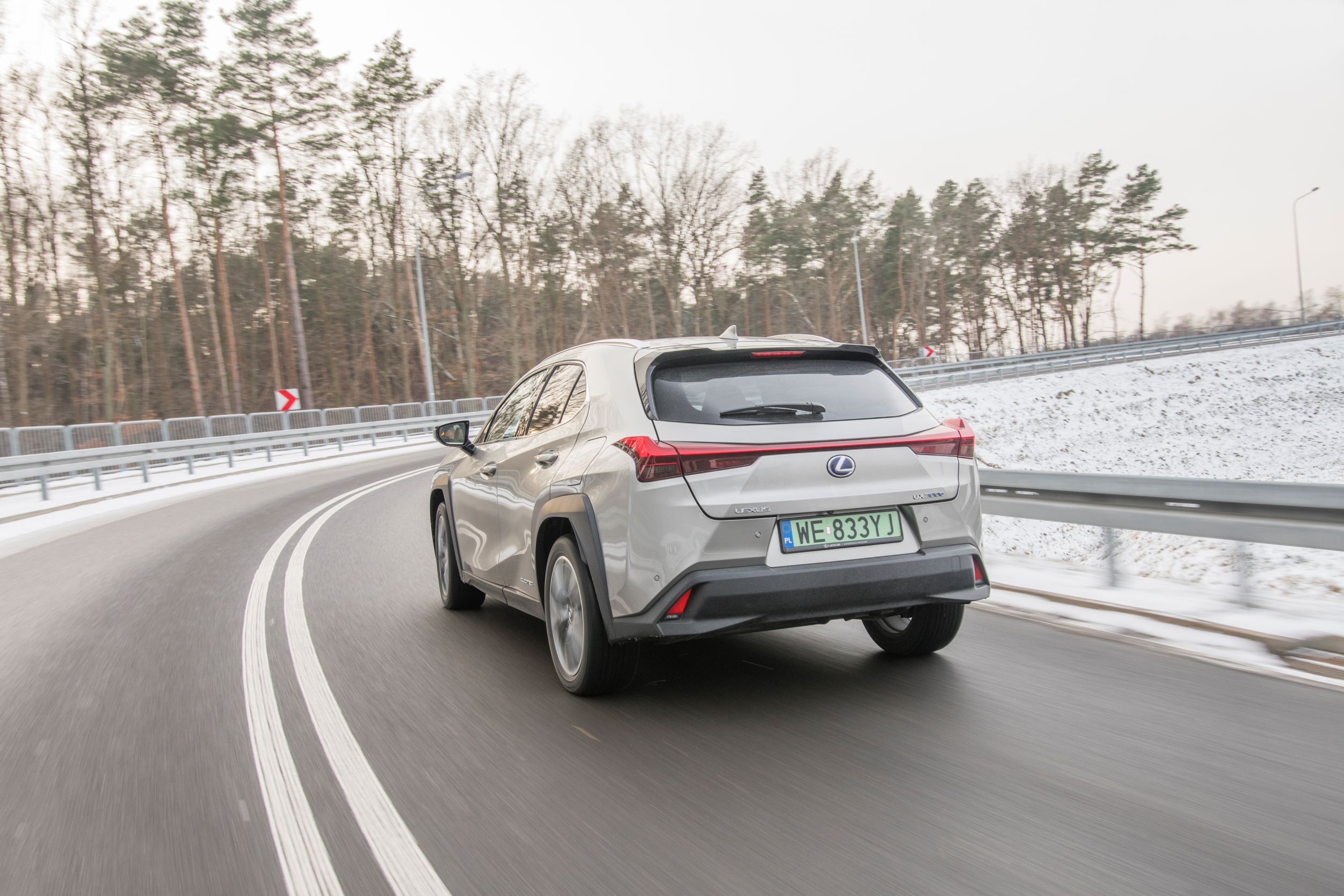 Lexus UX 300e 3