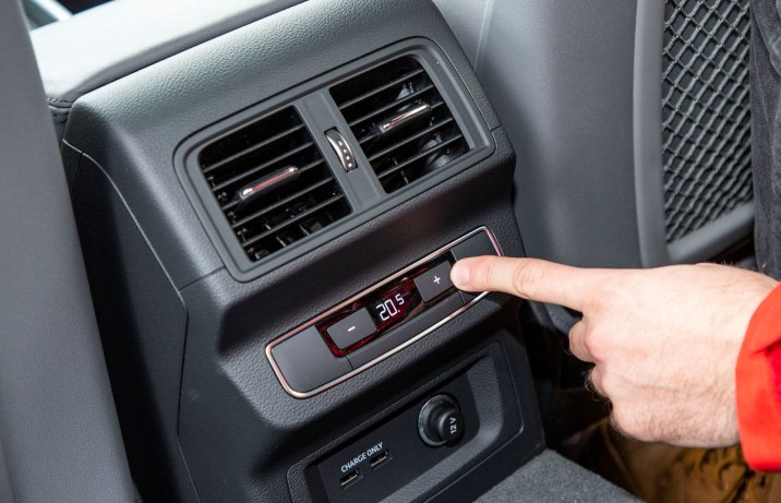 Audi Q5 40 TDI quattro S tronic – klimatyzacja trzeci strefa