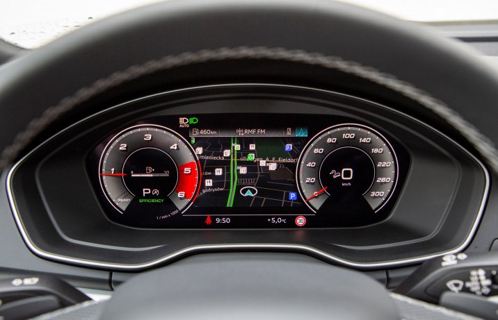 Audi Q5 40 TDI quattro S tronic – ekran wskaźników