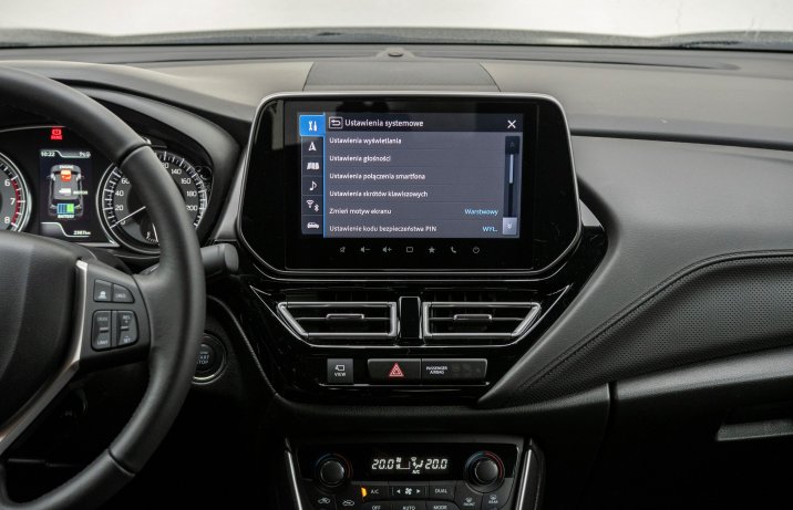 Suzuki S-Cross - ekran centralny